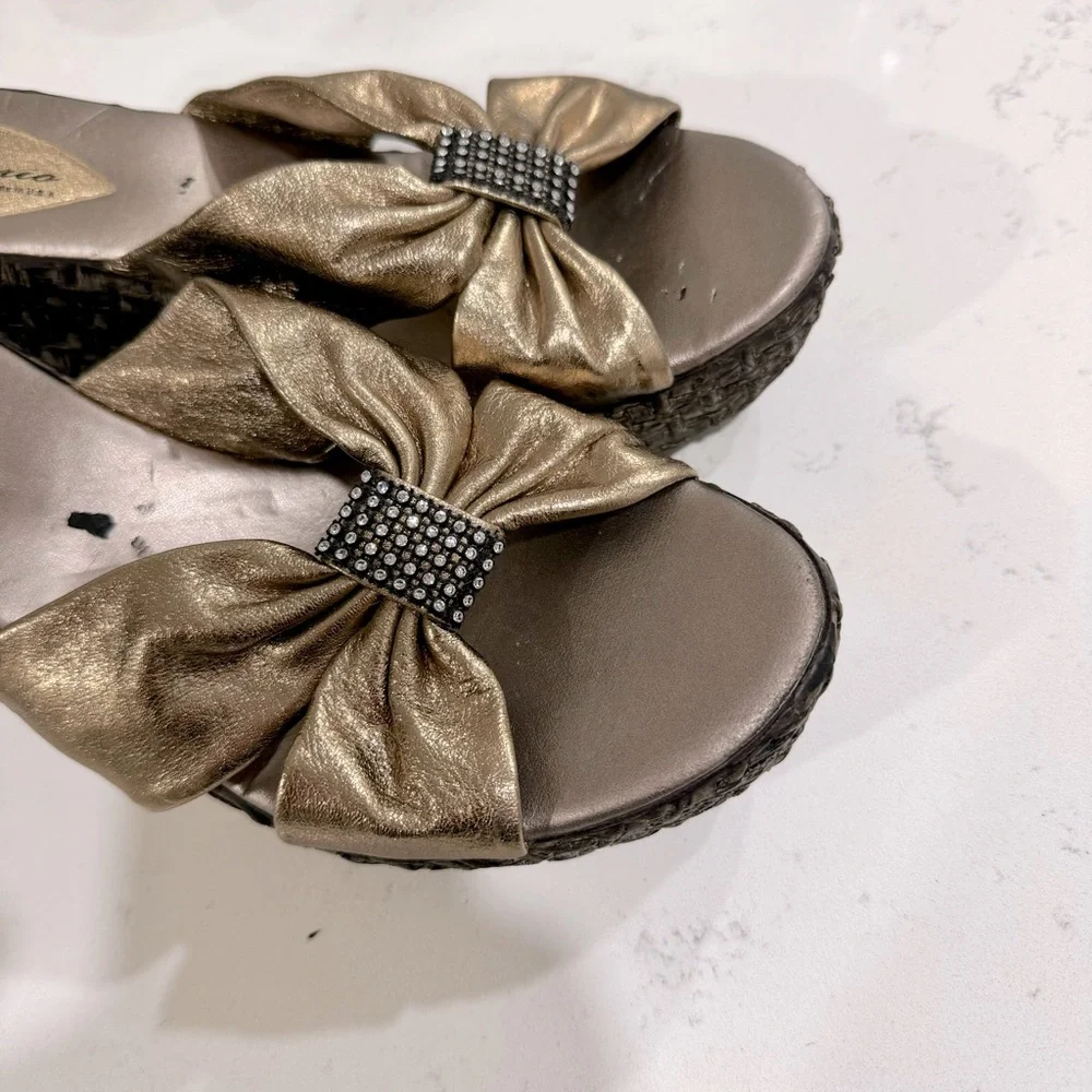 Dezario Casual Slip On Wedge Heel Sandal Womens Size 41